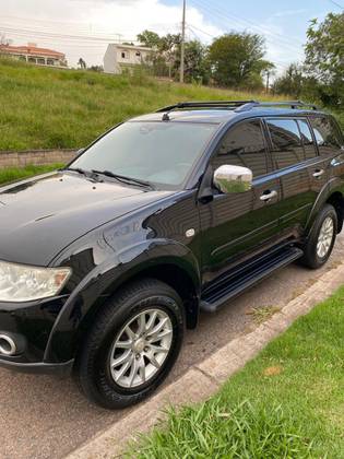 MITSUBISHI PAJERO DAKAR 3.2 HPE 4X4 7 LUGARES 16V TURBO INTERCOOLER DIESEL 4P AUTOMÁTICO